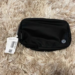 Lululemon belt bag